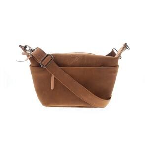 Saddleback leather love 41 London Sling Small